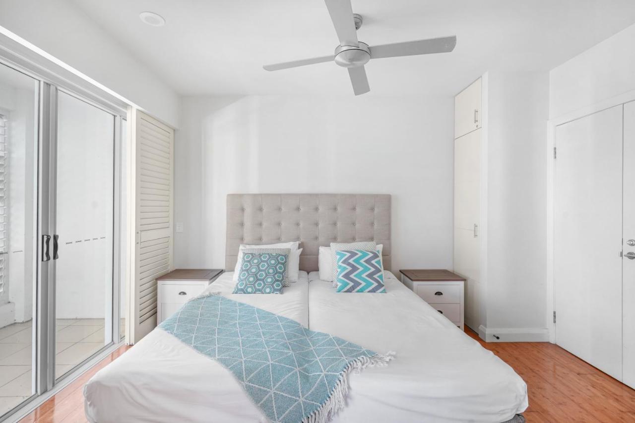 The Beach Club Premium Private Apartments Palm Cove Eksteriør billede