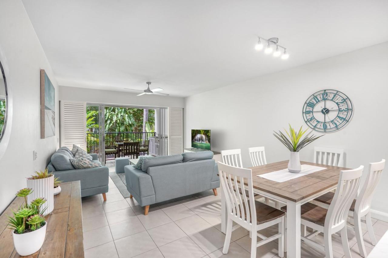 The Beach Club Premium Private Apartments Palm Cove Eksteriør billede