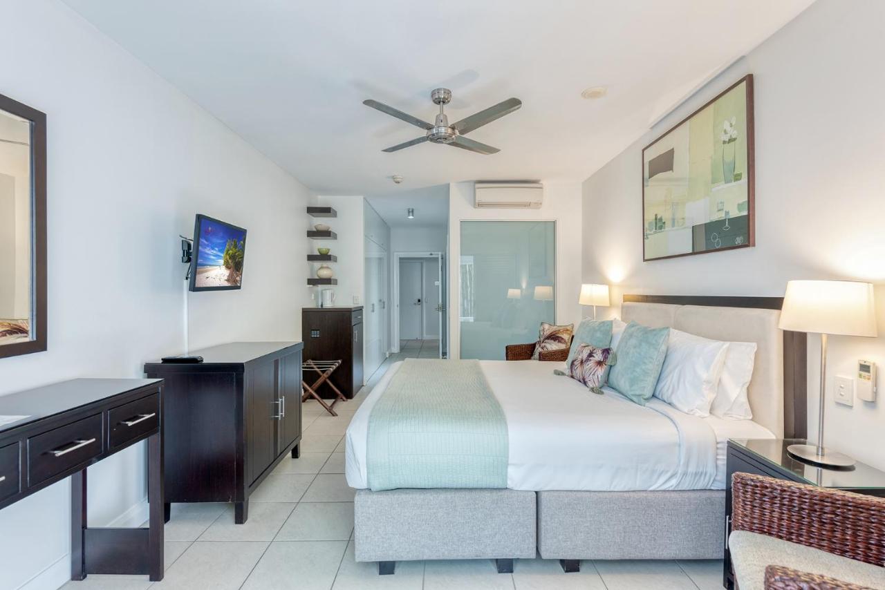 The Beach Club Premium Private Apartments Palm Cove Eksteriør billede