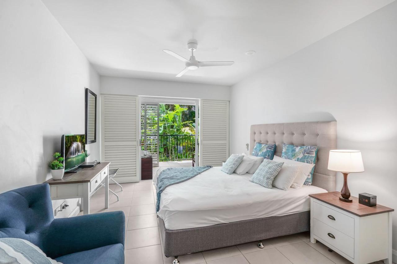 The Beach Club Premium Private Apartments Palm Cove Eksteriør billede