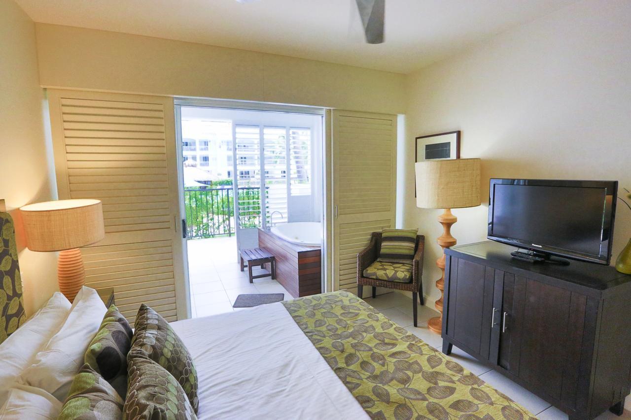 The Beach Club Premium Private Apartments Palm Cove Eksteriør billede