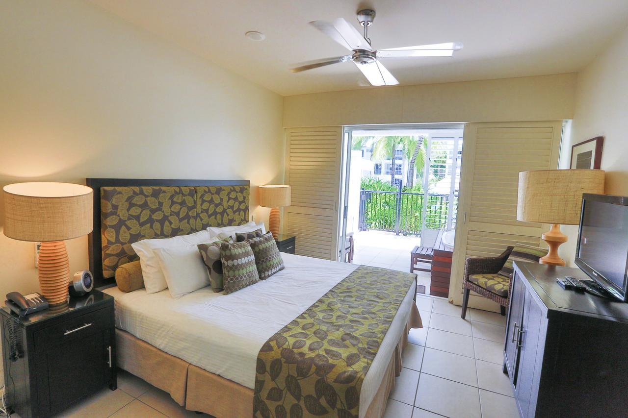 The Beach Club Premium Private Apartments Palm Cove Eksteriør billede