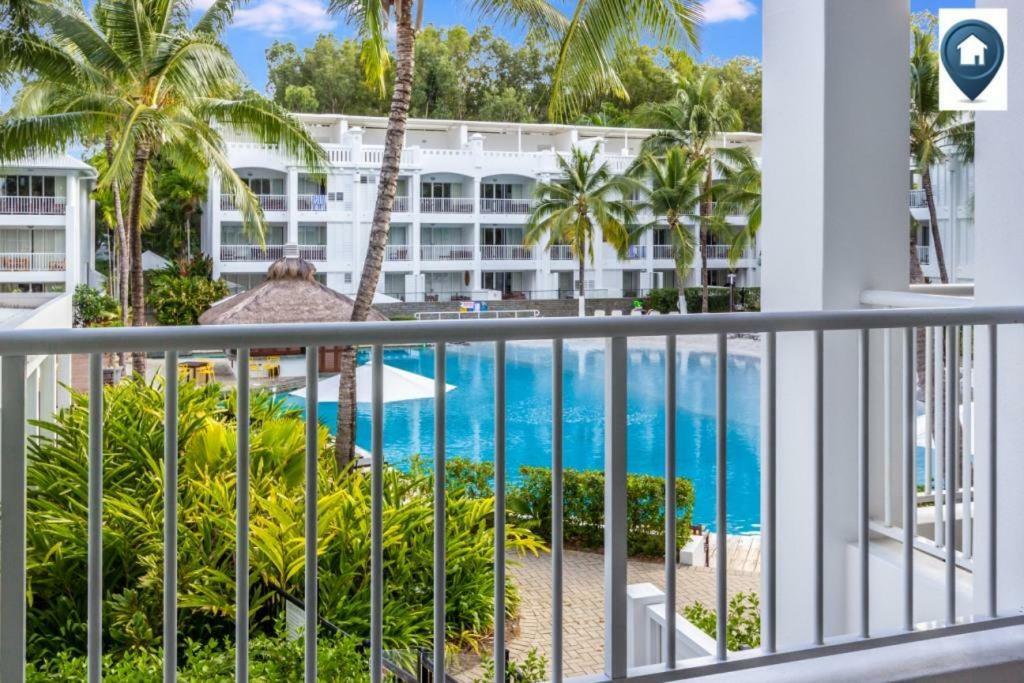 The Beach Club Premium Private Apartments Palm Cove Eksteriør billede