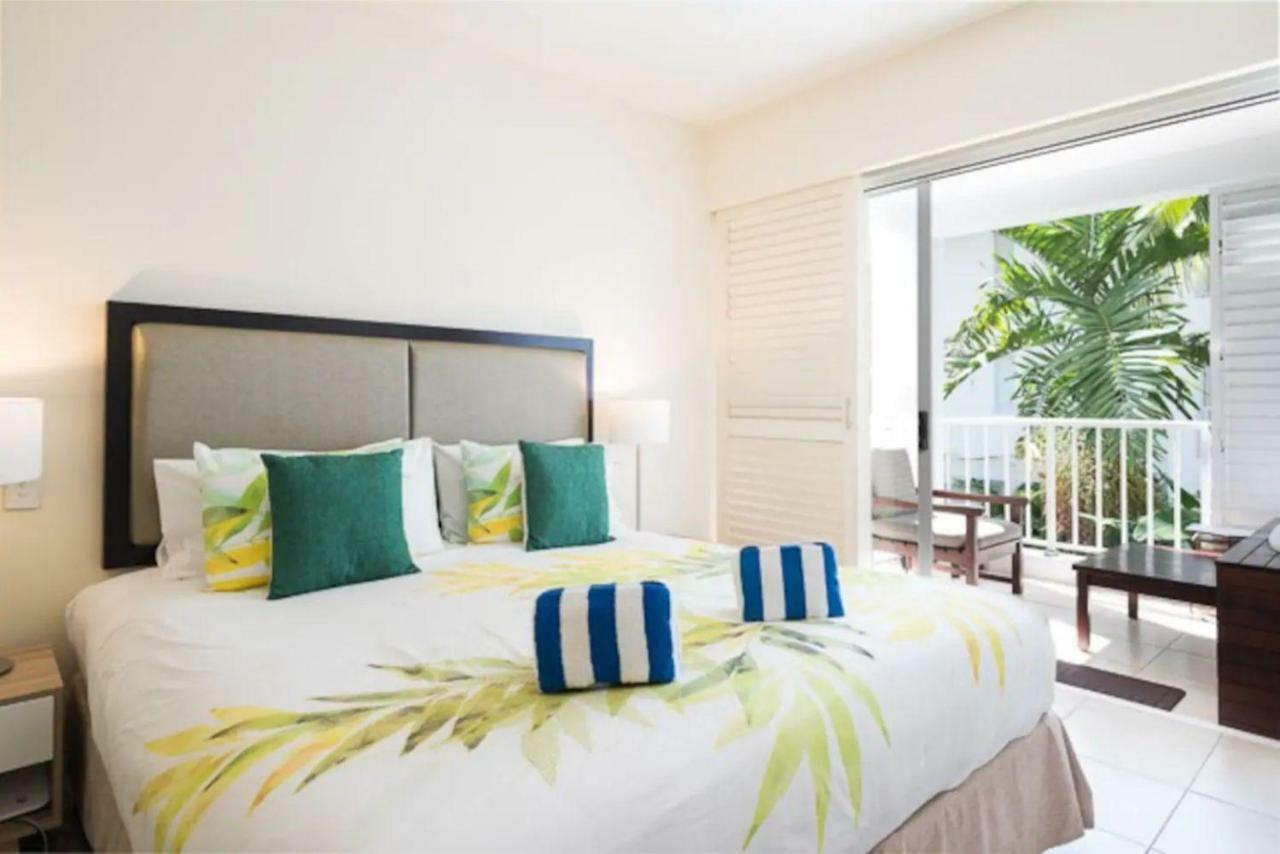 The Beach Club Premium Private Apartments Palm Cove Eksteriør billede